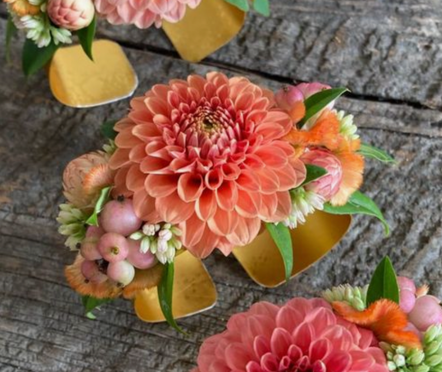 wrist corsage